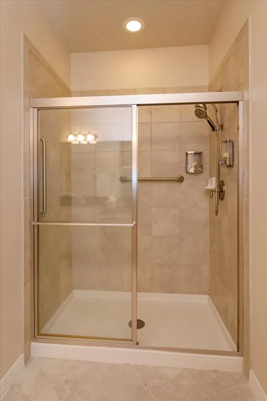 Primary shower